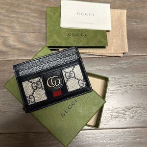 Gucci credit card card holder